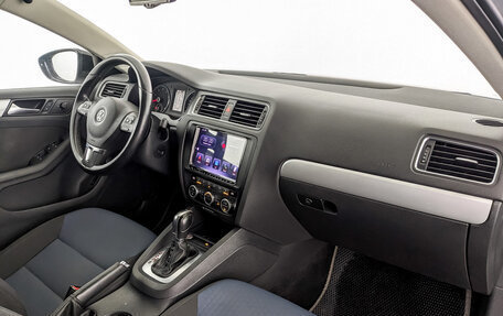 Volkswagen Jetta VI, 2013 год, 1 300 000 рублей, 11 фотография