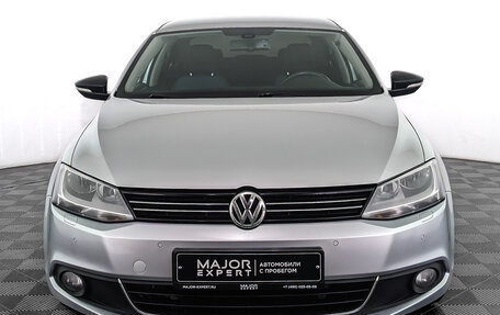 Volkswagen Jetta VI, 2013 год, 1 300 000 рублей, 2 фотография
