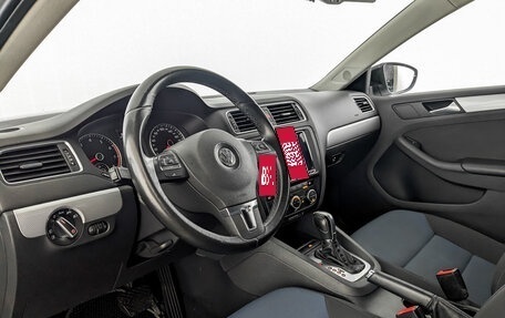 Volkswagen Jetta VI, 2013 год, 1 300 000 рублей, 16 фотография