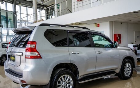 Toyota Land Cruiser Prado 150 рестайлинг 2, 2014 год, 3 598 000 рублей, 7 фотография