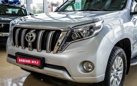 Toyota Land Cruiser Prado 150 рестайлинг 2, 2014 год, 3 598 000 рублей, 10 фотография