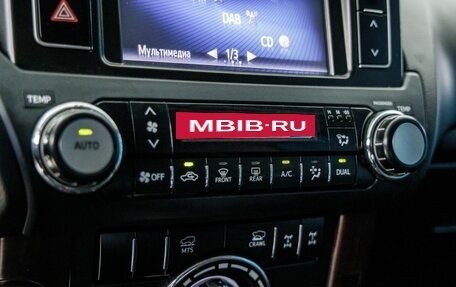 Toyota Land Cruiser Prado 150 рестайлинг 2, 2014 год, 3 598 000 рублей, 21 фотография