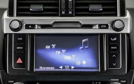 Toyota Land Cruiser Prado 150 рестайлинг 2, 2014 год, 3 598 000 рублей, 32 фотография