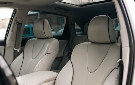 Toyota Venza I, 2014 год, 2 240 000 рублей, 27 фотография