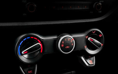 KIA Rio IV, 2019 год, 1 050 000 рублей, 25 фотография