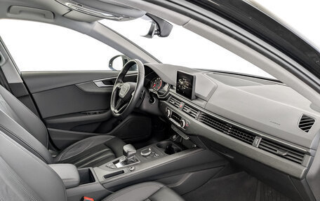 Audi A4, 2019 год, 2 965 000 рублей, 11 фотография