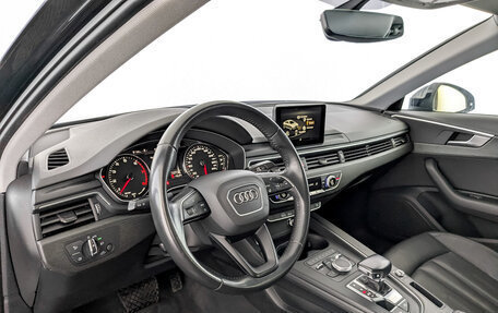 Audi A4, 2019 год, 2 965 000 рублей, 16 фотография