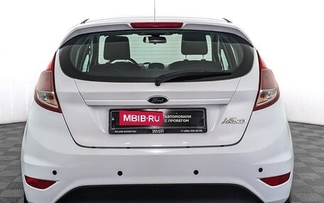 Ford Fiesta, 2016 год, 850 000 рублей, 6 фотография