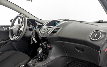Ford Fiesta, 2016 год, 850 000 рублей, 11 фотография
