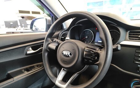 KIA Rio IV, 2020 год, 1 375 000 рублей, 10 фотография