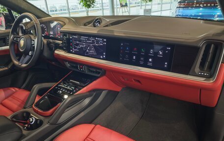 Porsche Cayenne III, 2024 год, 18 300 000 рублей, 12 фотография