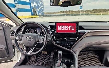 Toyota Camry, 2021 год, 3 200 000 рублей, 14 фотография