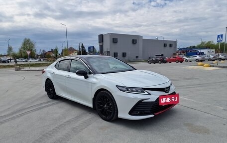 Toyota Camry, 2021 год, 3 200 000 рублей, 9 фотография