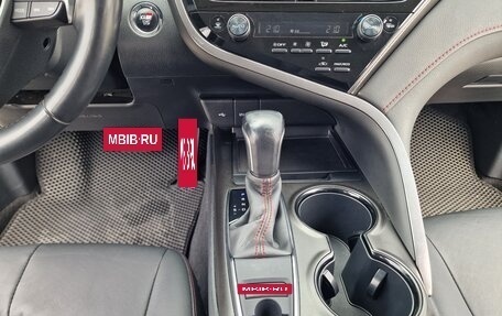 Toyota Camry, 2021 год, 3 200 000 рублей, 16 фотография