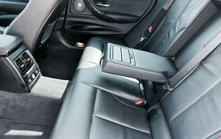 BMW 3 серия, 2019 год, 3 800 000 рублей, 12 фотография