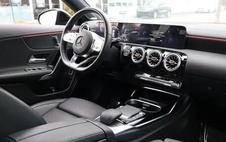Mercedes-Benz CLA AMG, 2021 год, 5 300 000 рублей, 14 фотография