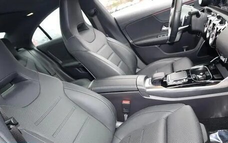 Mercedes-Benz CLA AMG, 2021 год, 5 300 000 рублей, 26 фотография