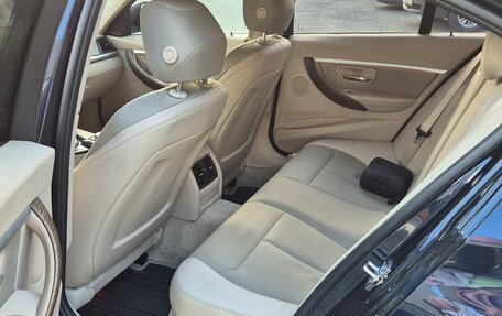 BMW 3 серия, 2011 год, 1 950 000 рублей, 16 фотография