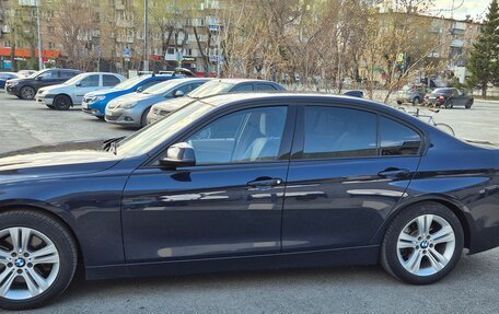 BMW 3 серия, 2011 год, 1 950 000 рублей, 14 фотография