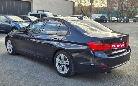 BMW 3 серия, 2011 год, 1 950 000 рублей, 12 фотография