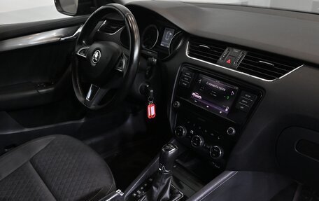 Skoda Octavia, 2017 год, 1 820 000 рублей, 13 фотография