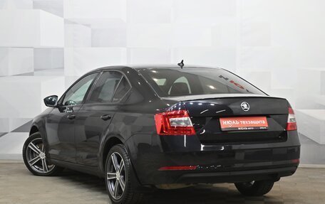 Skoda Octavia, 2017 год, 1 820 000 рублей, 7 фотография