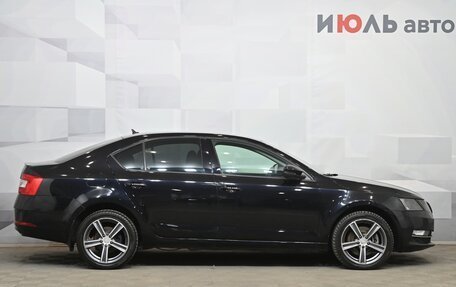 Skoda Octavia, 2017 год, 1 820 000 рублей, 10 фотография