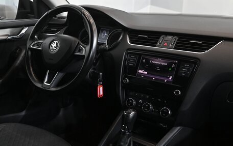 Skoda Octavia, 2017 год, 1 820 000 рублей, 14 фотография