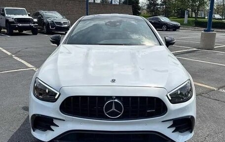 Mercedes-Benz E-Класс AMG, 2022 год, 7 135 000 рублей, 7 фотография
