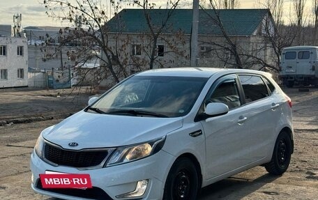 KIA Rio III рестайлинг, 2012 год, 650 000 рублей, 2 фотография
