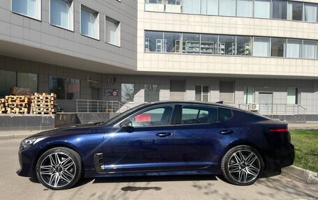 KIA Stinger I, 2022 год, 3 520 000 рублей, 5 фотография