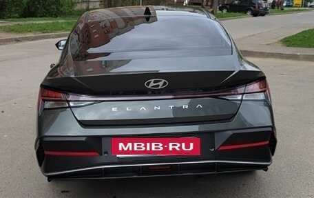 Hyundai Elantra, 2023 год, 2 100 000 рублей, 7 фотография
