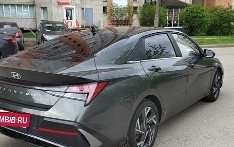Hyundai Elantra, 2023 год, 2 100 000 рублей, 6 фотография