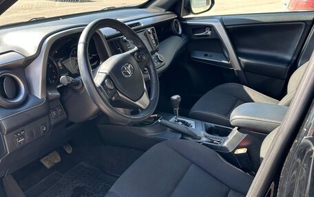 Toyota RAV4, 2018 год, 2 286 000 рублей, 10 фотография