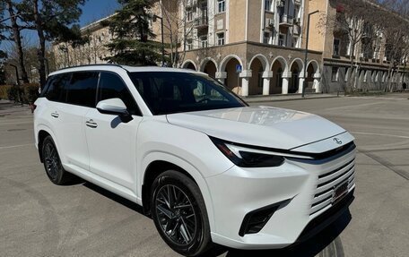 Lexus TX, 2023 год, 8 999 000 рублей, 3 фотография