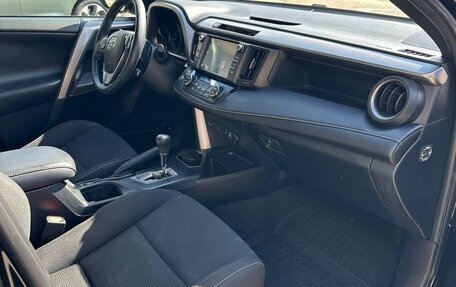 Toyota RAV4, 2018 год, 2 286 000 рублей, 13 фотография