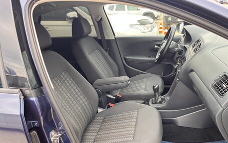 Volkswagen Polo VI (EU Market), 2017 год, 925 000 рублей, 23 фотография