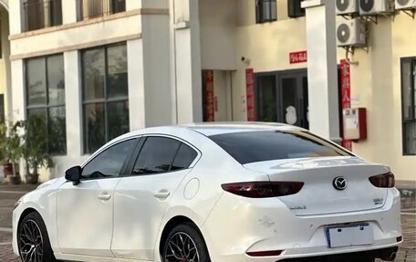 Mazda 3, 2021 год, 1 870 000 рублей, 5 фотография