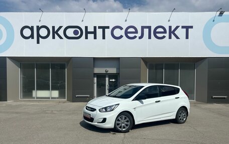 Hyundai Solaris II рестайлинг, 2013 год, 1 040 000 рублей, 1 фотография