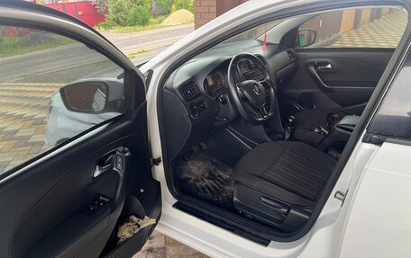 Volkswagen Polo VI (EU Market), 2015 год, 677 000 рублей, 12 фотография