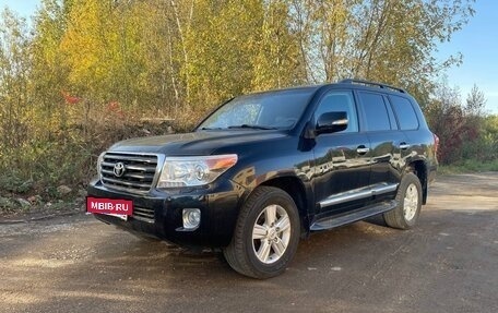 Toyota Land Cruiser 200, 2014 год, 3 647 000 рублей, 8 фотография