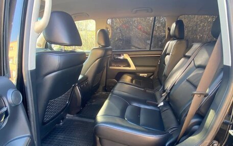 Toyota Land Cruiser 200, 2014 год, 3 647 000 рублей, 14 фотография