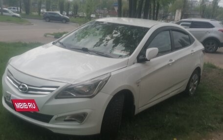 Hyundai Solaris II рестайлинг, 2016 год, 1 000 500 рублей, 2 фотография