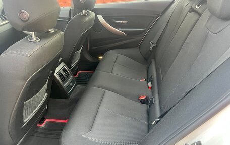 BMW 3 серия, 2015 год, 1 990 000 рублей, 9 фотография