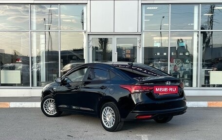 Hyundai Solaris II рестайлинг, 2022 год, 1 940 000 рублей, 7 фотография