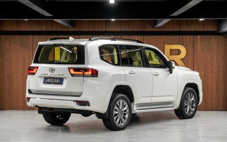 Toyota Land Cruiser, 2022 год, 13 685 000 рублей, 5 фотография