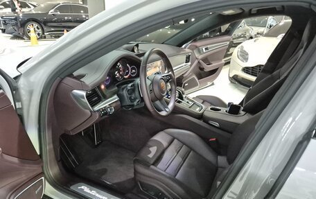 Porsche Panamera II рестайлинг, 2022 год, 10 650 000 рублей, 6 фотография