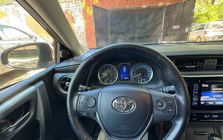 Toyota Corolla, 2016 год, 1 900 000 рублей, 10 фотография