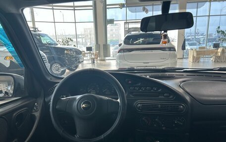 Chevrolet Niva I рестайлинг, 2018 год, 660 000 рублей, 15 фотография