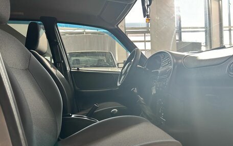 Chevrolet Niva I рестайлинг, 2018 год, 660 000 рублей, 17 фотография